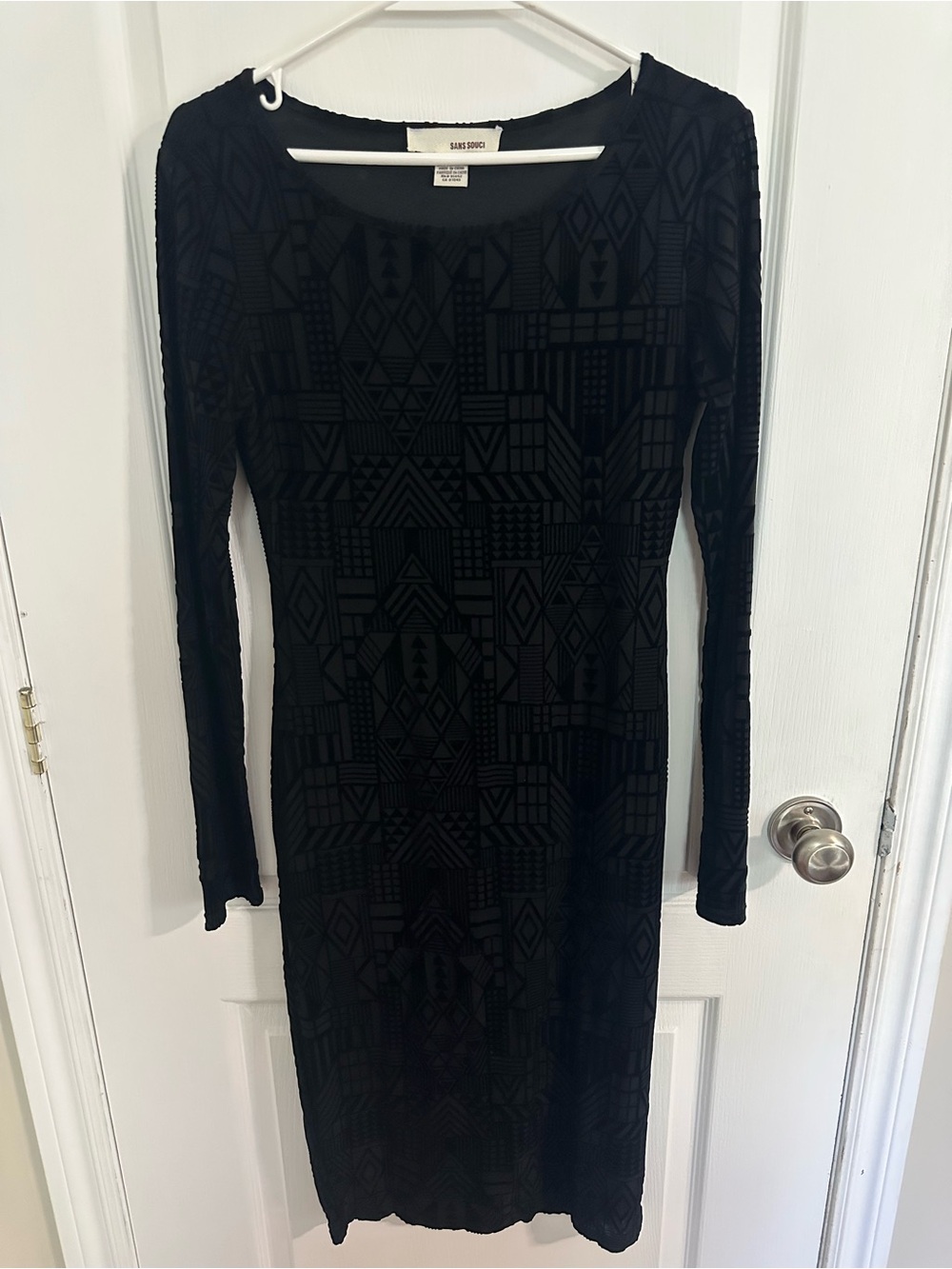Sans Souci Black Geometric Burnout Long Sleeve Dress